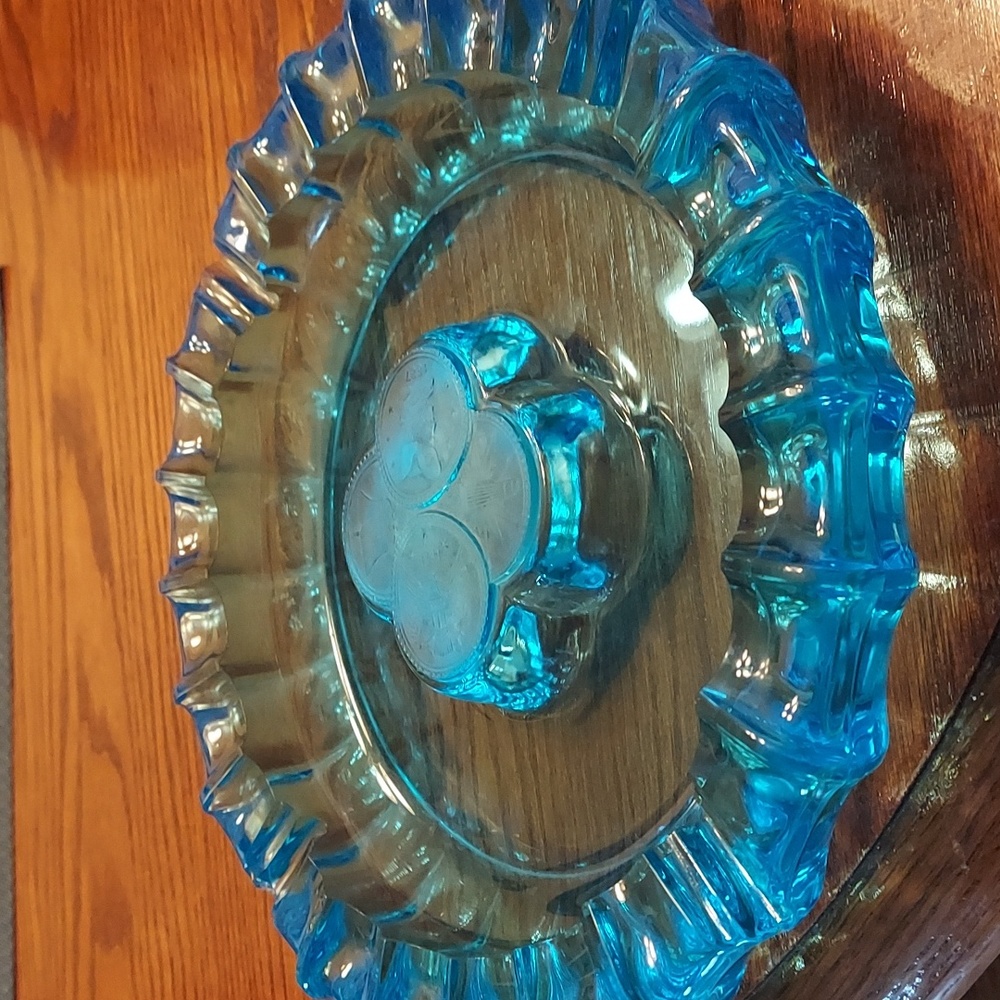 Vintage Fostoria Blue Glass Frosted 4 Liberty Coin Heavy Ashtray Candy dish 10"